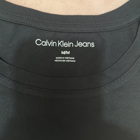 Calvin Klein Jeans Black T-shirt - Picture 3 of 3